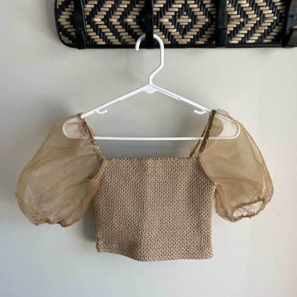 ASTR The Label Organza Puff Sleeve Smocked Crop Top - Beige/Tan - Extra Small XS - Picture 8 of 14
